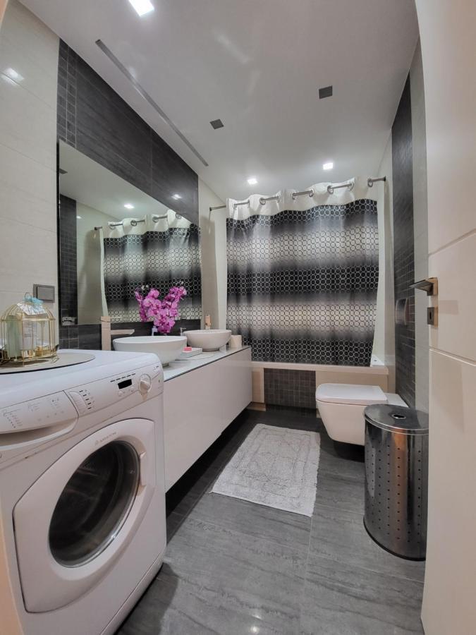 אתונה Cozy Apartment In Front Of The Park מראה חיצוני תמונה